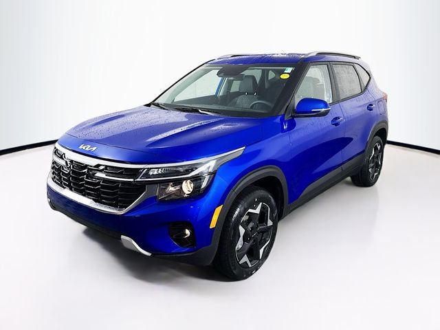 2026 Kia Seltos S in Neptune Blue — front three-quarter view