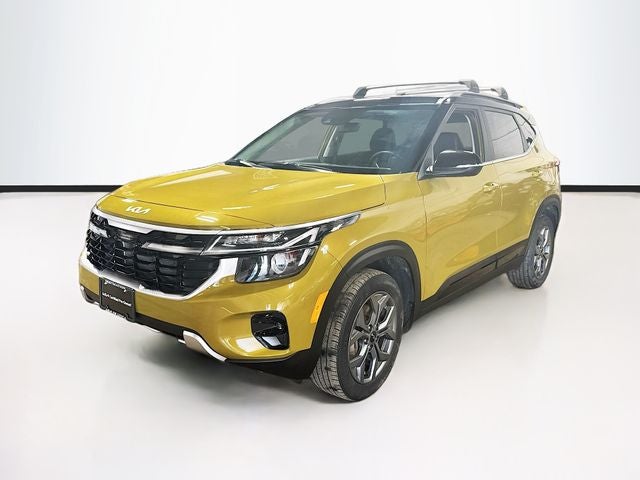 2024 Kia Seltos — rear three-quarter view